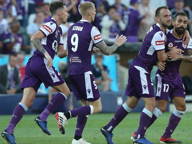 PERTH, AUSTRALIA - JANUARY 13: Ivan Franjic and Diego Castro of the Glory celebrate a goal during the round 13 A-League match between the Perth Glory and the Western Sydney Wanderers at HBF Park on January 13, 2019 in Perth, Australia. (Photo by Paul Kane/Getty Images)