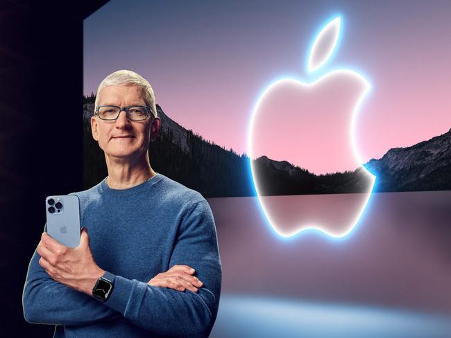 this handout image obtained September 14, 2021 courtesy of Apple Inc. shows Apple CEO Tim Cook with the iPhone 13 Pro Max and Apple Watch Series 7 during a special event at Apple Park. (Photo by Handout / Apple Inc. / AFP) / RESTRICTED TO EDITORIAL USE - MANDATORY CREDIT "AFP PHOTO /APPLE INC./HANDOUT " - NO MARKETING - NO ADVERTISING CAMPAIGNS - DISTRIBUTED AS A SERVICE TO CLIENTS