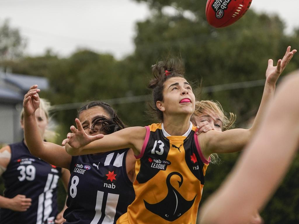 Speedster Taylah Gatt was a Beleura junior before making the switch to Dandenong Stingrays in the NAB League. Picture: Valeriu Campan/NCA