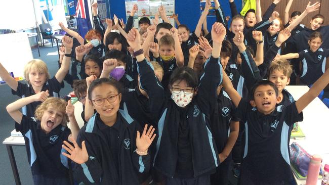 Joanne Lee (front left) won the 2022 Prime Minister's Spelling Bee in the Years 3-4 group. She is with classmates from Bull Creek Primary School in WA.