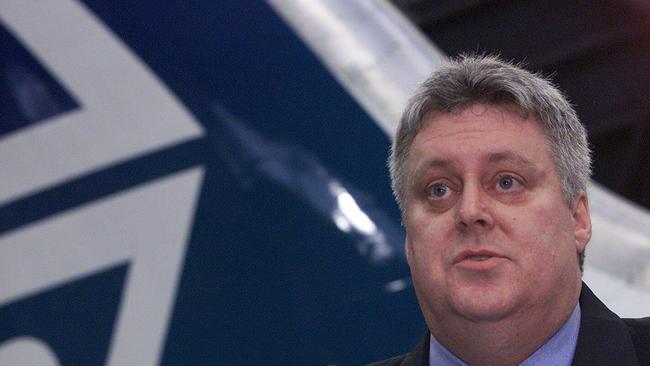 Former Air New Zealand chief executive Gary Toomey pictured in 2001.