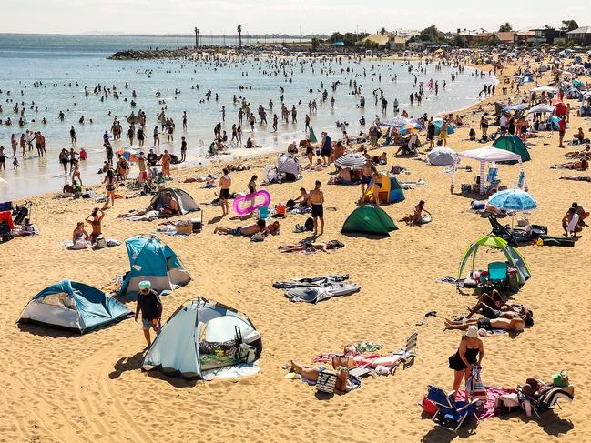 Williamstown beach was busy. Picture: Ian Currie