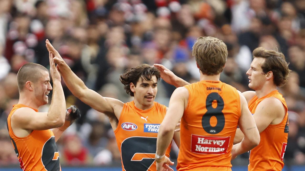 Toby Bedford (second from left) played a key role in the Giants’ impressive win. (Photo by Darrian Traynor/AFL Photos/via Getty Images)