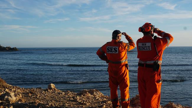 SES officers in the search at Port MacDonnell. Picture: Jessica Ball