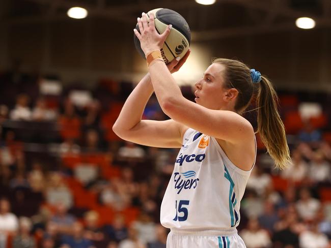 Sara Blicavs lines one up. Picture: Mark Nolan/Getty Images