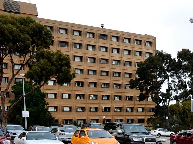 Parliament was told without a new intensive care unit at Modbury Hospital, appropriate levels of clinical safety may not be achieved by establishing a stand-alone high dependency unit.