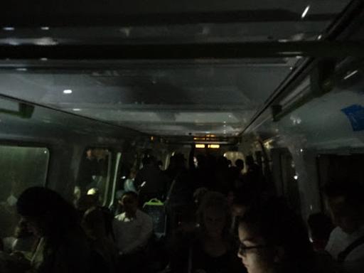 Power fault leaves train passengers in dark