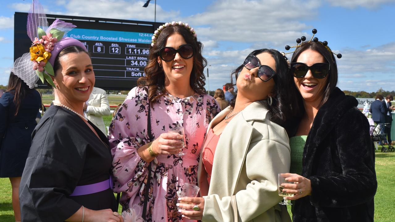 Wagga Gold Cup races photos taken at the Murrumbidgee Turf Club Daily