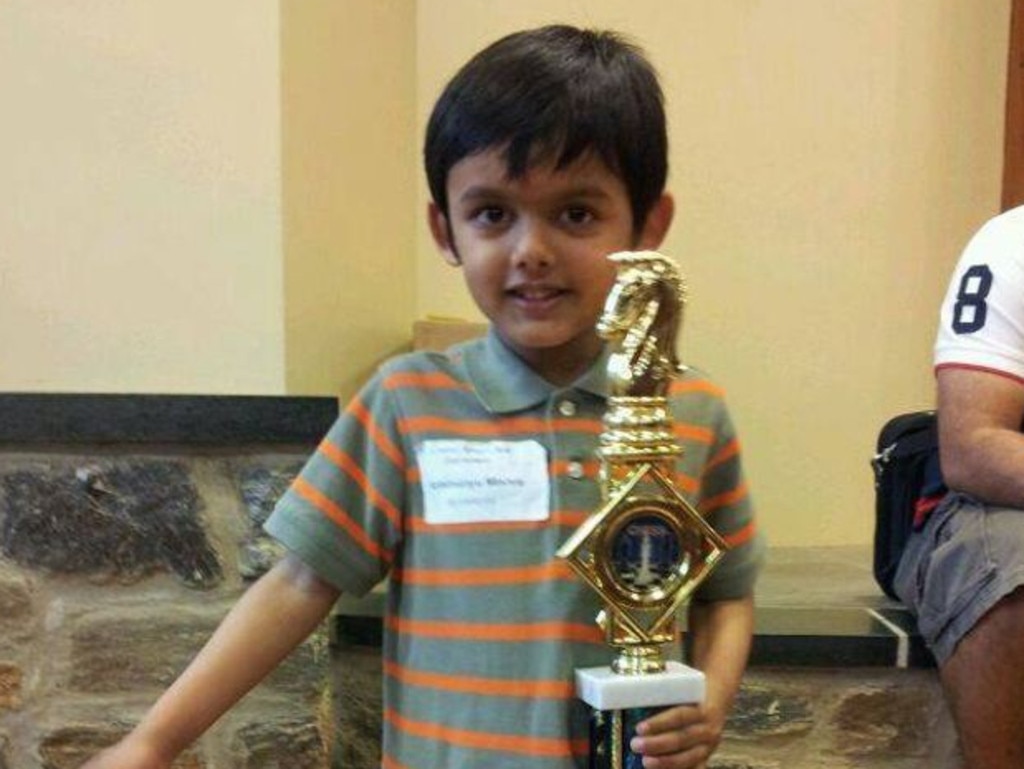 Abhimanyu Mishra quebra o recorde de Karjakin como o mais jovem