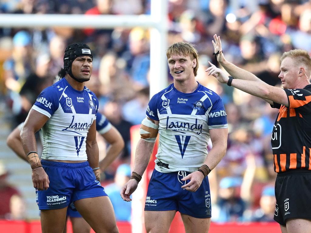 Referee Todd Smith sends Jacob Preston of the Bulldogs (centre) to the sin bin during the round nine NRL match between the Gold Coast Titans and Canterbury Bulldogs. Picture: Getty Images