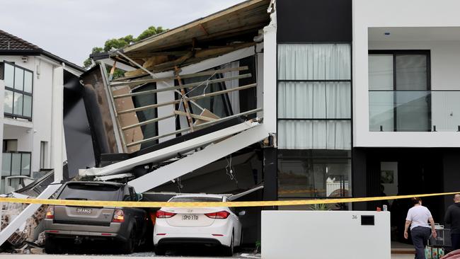 SYDNEY, AUSTRALIA - NewsWire Photos APRIL 7, 2023: The scene of a house collapse on Norman St in Condell Park. A family is lucky to be alive after their home collapsed overnight.Picture: NCA NewsWire / Damian Shaw