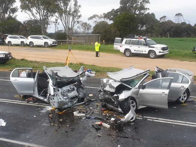 Police at the scene of crash at Sandergrove, near Strathalbyn. Picture: Tom Huntley