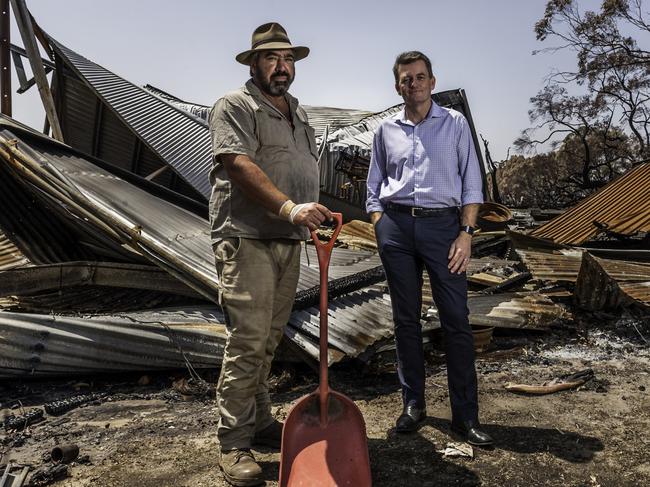 Locals sound alarm on Kangaroo Island fire risk