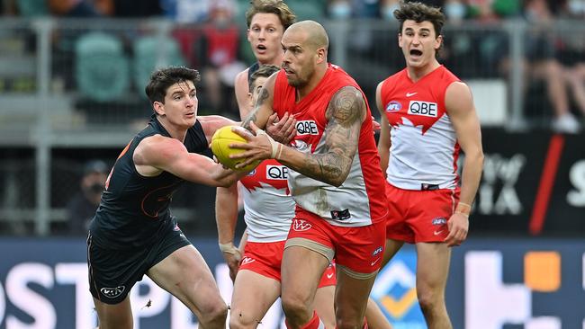 Swans superstar Lance Franklin will break the 1000-goal mark in 2022. Picture: Steve Bell/AFL Photos/via Getty Images