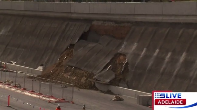 Calls for inquiry into Darlington motorway collapse (9 News)