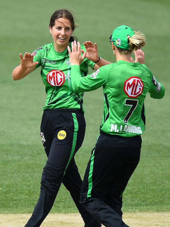 Tess Flintoff celebrates a wicket with Meg Lanning in WBBL07