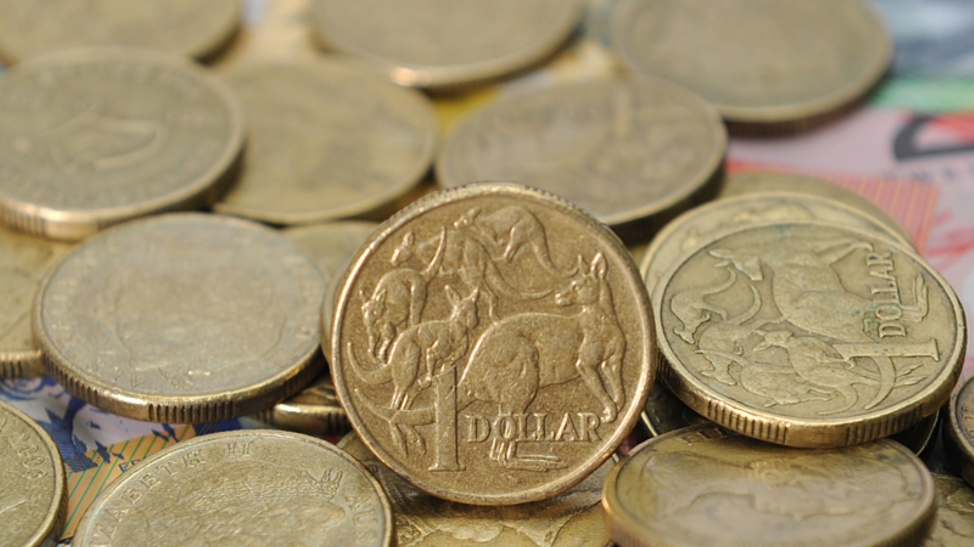 Wages rise 3.4 per cent in the year to March