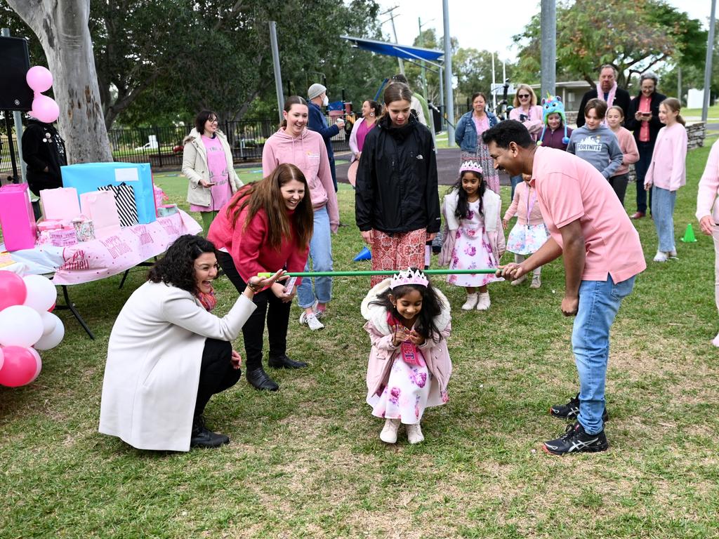 The family played a game of limbo at the birthday party. Picture: Dan Peled/Getty Images