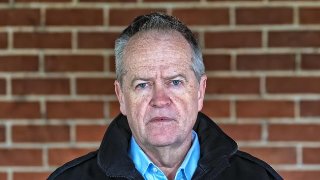 MELBOURNE AUSTRALIA - NewsWire Photos SEPTEMBER 14, 2024: Minister for Government Services and the National Disability Insurance Scheme Bill Shorten gives a press conference i n Melbourne.Picture: NewsWire / Luis Enrique Ascui