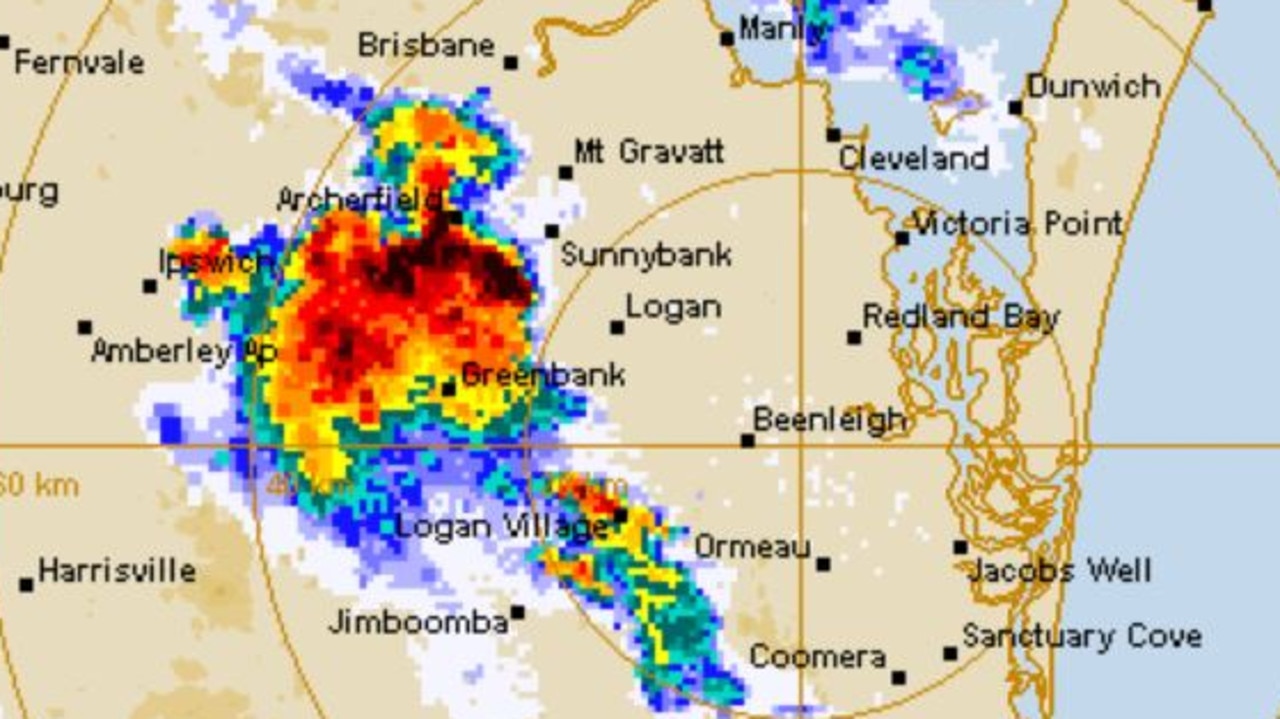 Brisbane weather Storm hits Brisbane, Ipswich, Logan with power