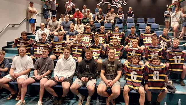 Isaah Yeo with the Under 14's St John's College NSW CCC Cochrane Cup team. Pictured also are some of the SJC Alumni who are also in the Panthers system playing SG Ball and Jersey Flegg. Picture: Penrith Panthers Academy