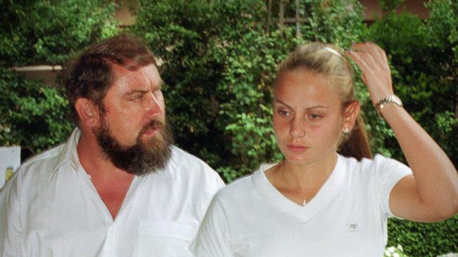 Jelena Dokic (r) with her father Damir Dokic in Melbourne 15 Jan 2001.