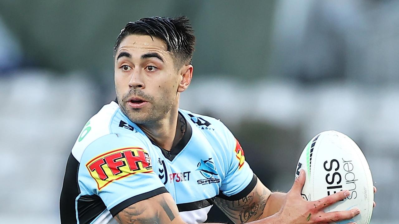 SYDNEY, AUSTRALIA - JULY 11: Shaun Johnson of the Sharks runs during the round 17 NRL match between the Cronulla Sharks and the New Zealand Warriors at Netstrata Jubilee Stadium, on July 11, 2021, in Sydney, Australia. (Photo by Mark Kolbe/Getty Images)