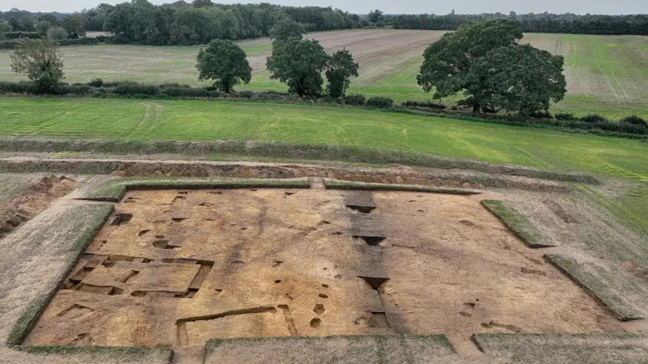 The archaeological remains, including the probable temple or cult house (left hand side) and boundary ditch (centre).