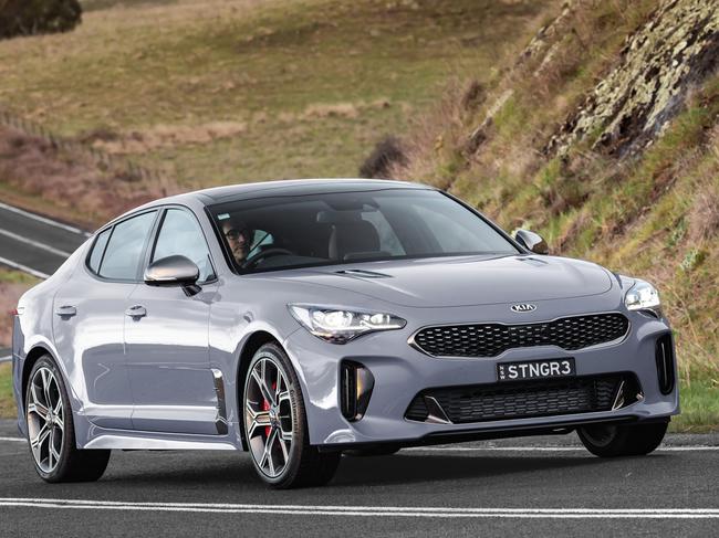 Photo of the 2017 Kia Stinger