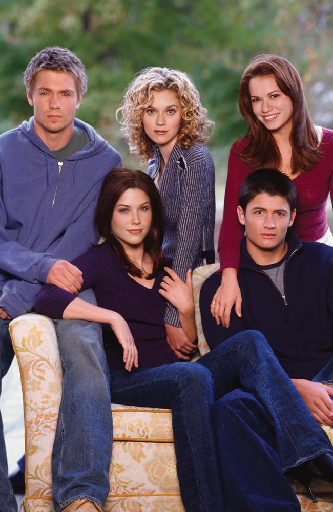 The cast of One Tree Hill, including Chad Michael Murray (far left) and Sophia Bush (second from left).