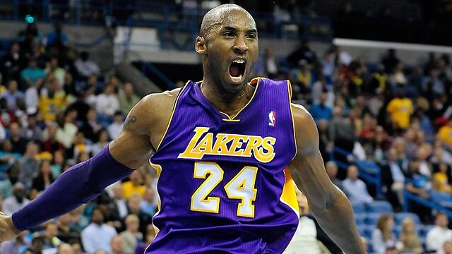This Day In Lakers History: Kobe Bryant Passes Wilt Chamberlain As Youngest  Player To Score 25,000 Points