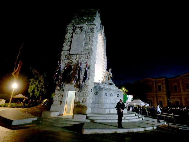 The Dawn service at the National War memorial in Adelaide. Picture: AAP