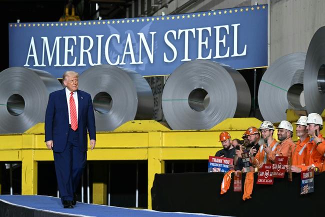 US President Donald Trump has signed an order to double tariffs on imported steel and aluminum in hopes of boosting competitiveness of US industries