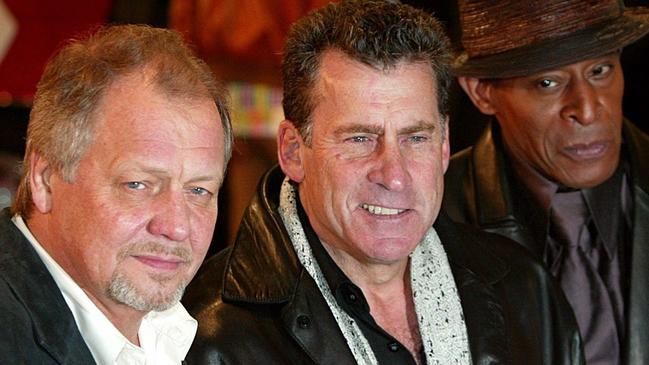 (L – R) David Soul, Paul Michael Glaser, and Antonio Fargas, stars of the original 1970s Starsky and Hutch television series, arrive at the 2004 London premiere of the new movie based on the TV series.