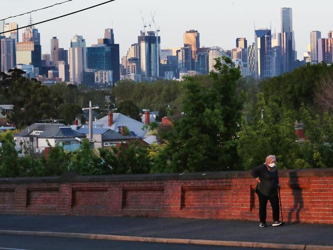 Melbourne made outdoor masks mandatory in July last year. Picture: David Crosling/NCA NewsWire