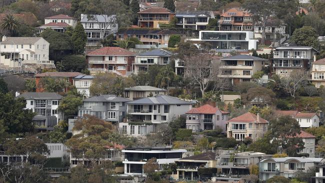 National home prices fell 0.21 per cent in December, according to the latest PropTrack Home Price Index. Picture: NCA NewsWire/Nikki Short.