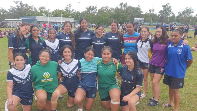 The 14-15 years Queensland girls' merit side.