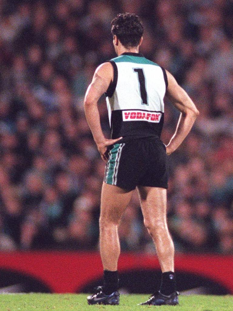 Brownlow Medallist Gavin Wanganeen continued the Port Adelaide tradition of wearing the No. 1 jumper when he returned to Alberton as the Power’s inaugural captain in 1997. 