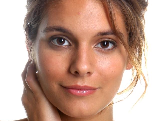 09/08/2010 NEWS: Actor Caitlin Stasey, one of the female stars of new Australian film 'Tomorrow When the War Began, during photo shoot at News Limited's Surry Hills studio in Sydney.