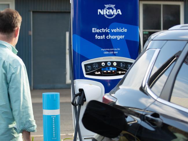 The AdvertiserÃs senior journalist Andrew Hough with the Mitsubishi Outlander Aspire at a NRMA EV car charger in Tanunda SA. Pictured on 16th Feb 2023 for the Bigger Better SA campaign. Picture: Ben Clark