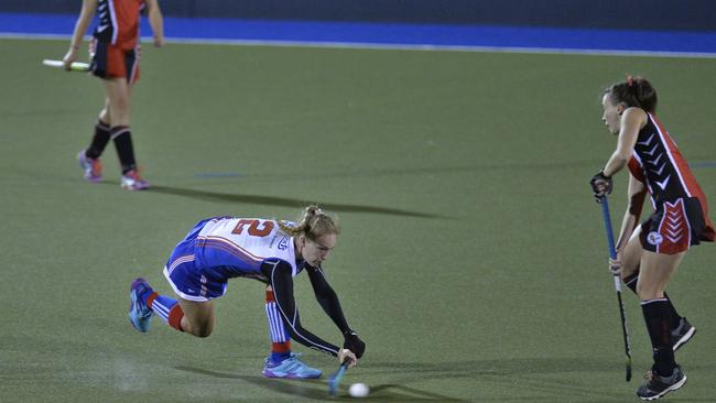 <s1>LOOKING AHEAD: Katie Wollstein is looking forward to putting the stress of lockdown behind as hockey restarts in Toowoomba tonight. </s1> <ld pattern=" "/> <source>Picture: Kevin Farmer</source>