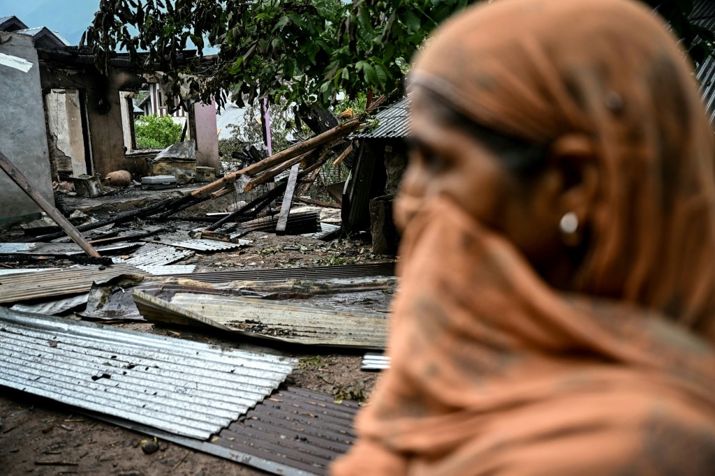 India says repulsed fresh Pakistan attacks as de-escalation efforts grow