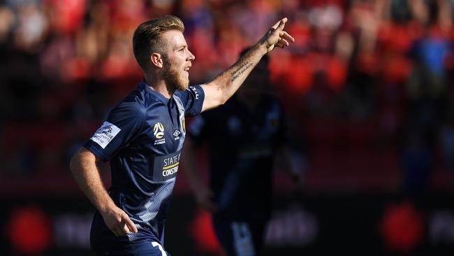 Andrew Hoole’s cracker opened the scoring. (Daniel Kalisz/Getty Images)