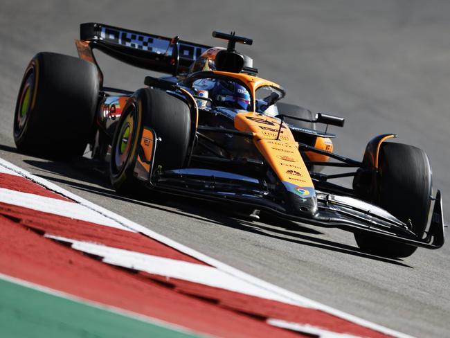 AUSTIN, TEXAS - OCTOBER 20: Oscar Piastri of Australia driving the (81) McLaren MCL38 Mercedes on track during the F1 Grand Prix of United States at Circuit of The Americas on October 20, 2024 in Austin, Texas. (Photo by Chris Graythen/Getty Images)