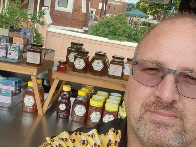 Beekeeper hopes sound of sweet rain will help honey business