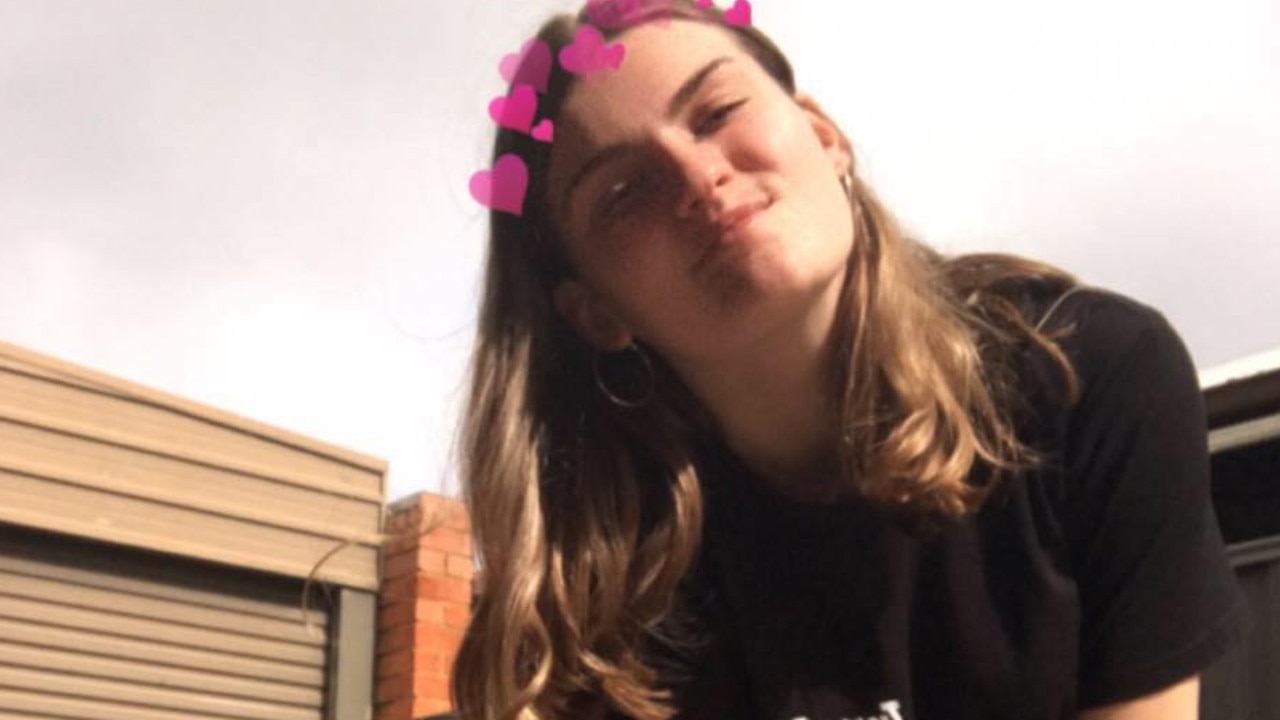 Zoe Hosking, 15.