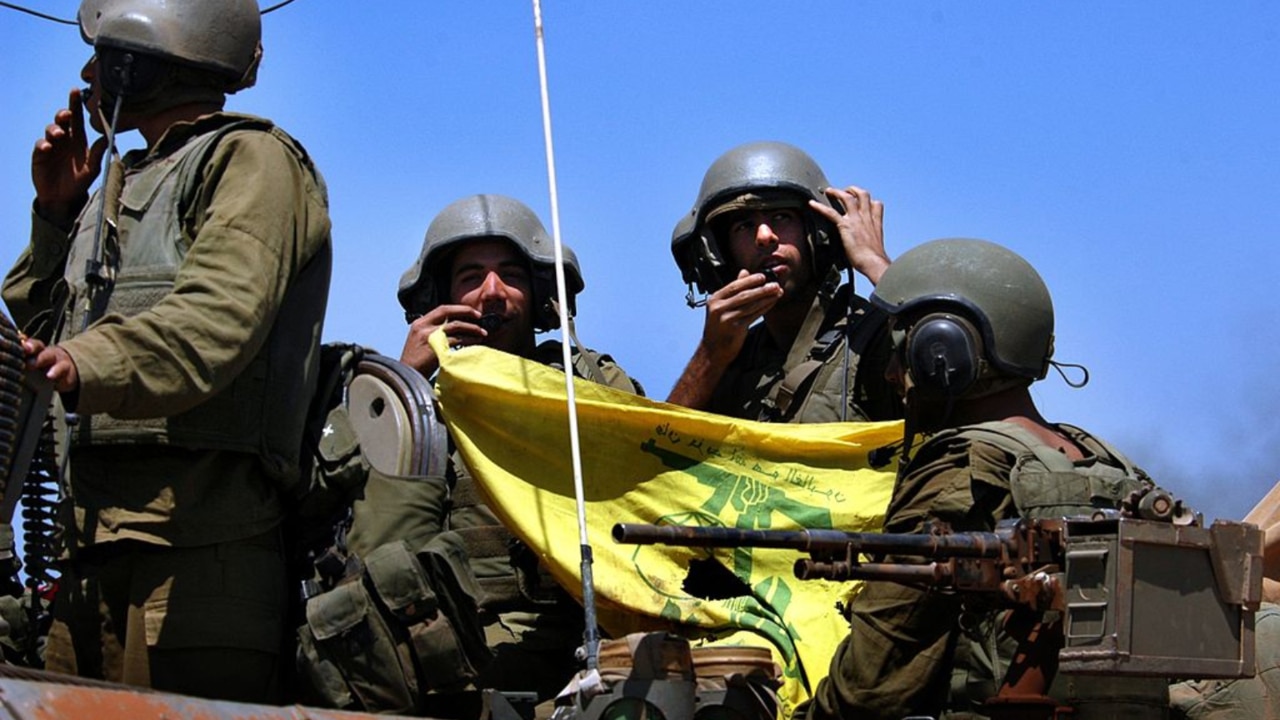 Expert and former diplomat explains Hezbollah's threat to Israel amid Hamas conflict