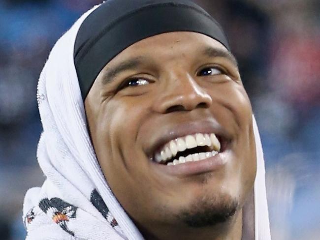 CHARLOTTE, NC - JANUARY 03: Cam Newton #1 of the Carolina Panthers reacts as the clock runs out against the Tampa Bay Buccaneers at Bank of America Stadium on January 3, 2016 in Charlotte, North Carolina. The Panthers won 38-10 to clinch home field advantage for the playoffs. Streeter Lecka/Getty Images/AFP == FOR NEWSPAPERS, INTERNET, TELCOS & TELEVISION USE ONLY ==