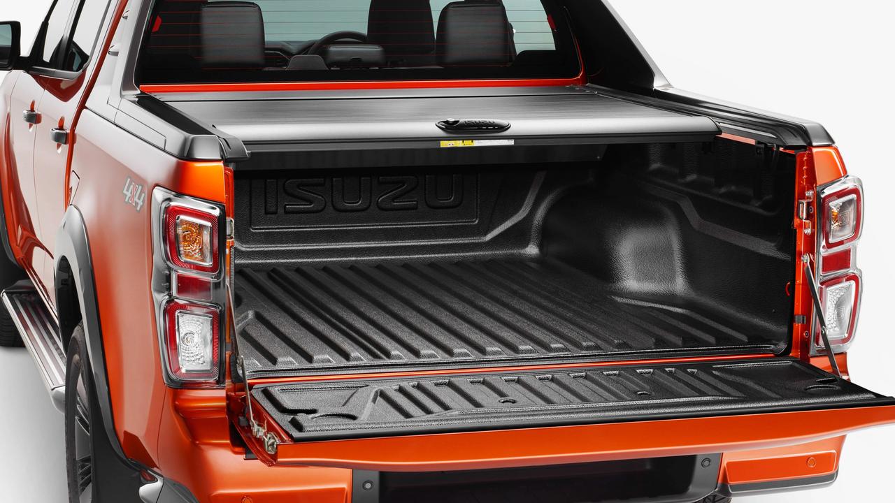 The roller tonneau cover provides additional security for loads in the tub.