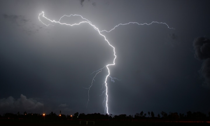 Gladstone lightning strike: 13 students, two teachers from Clinton ...